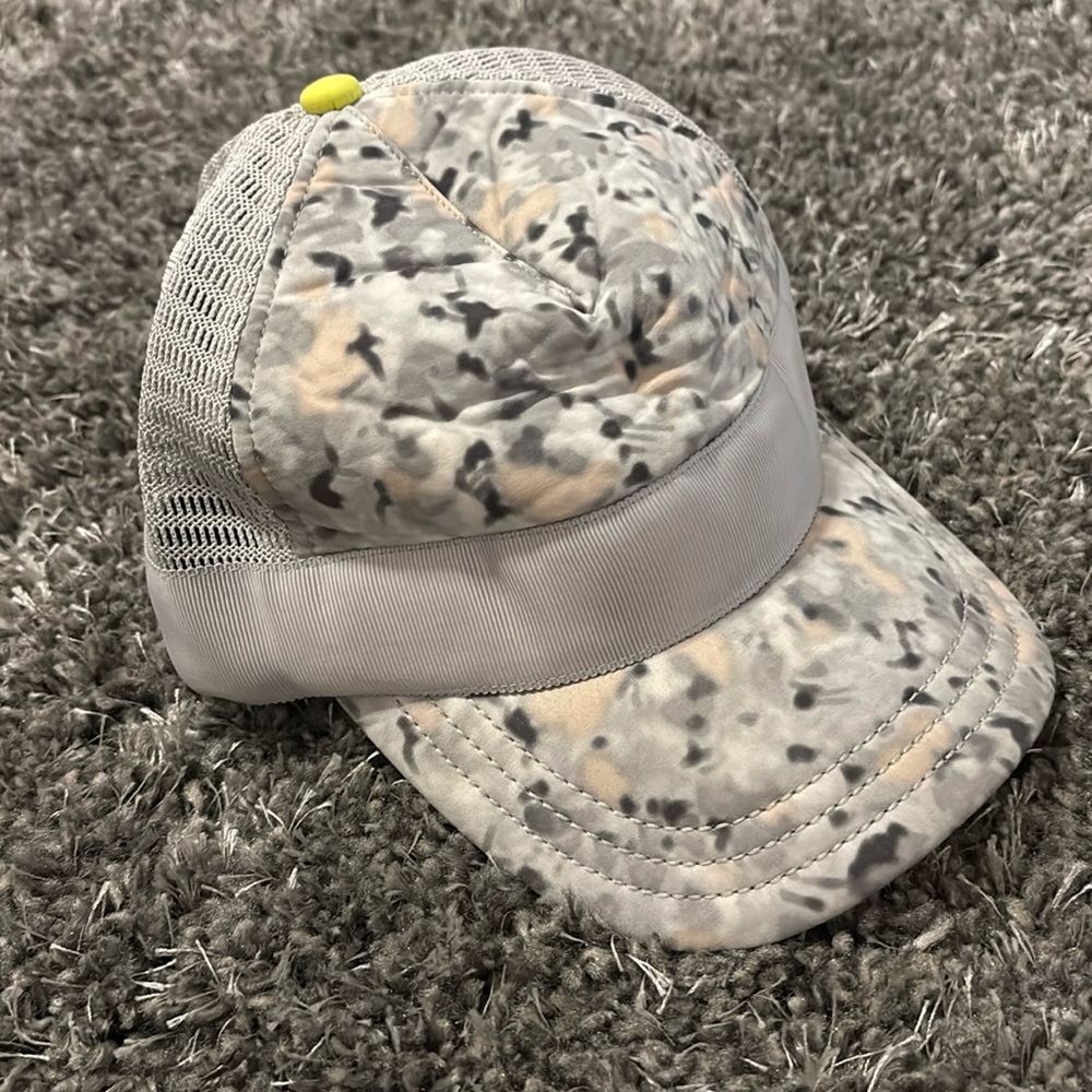 Lululemon Gray Printed Hat